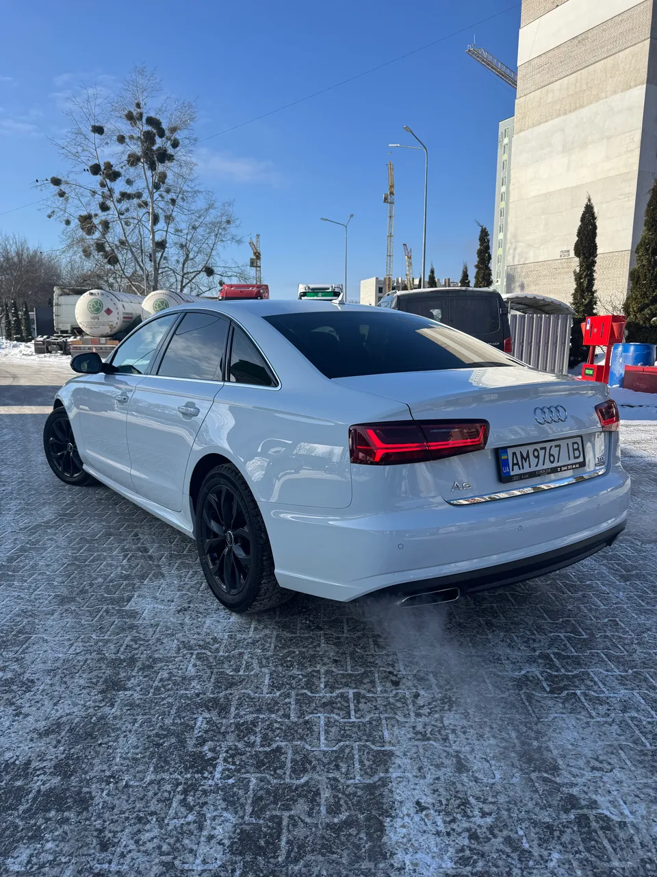 Audi A6 - фото 4