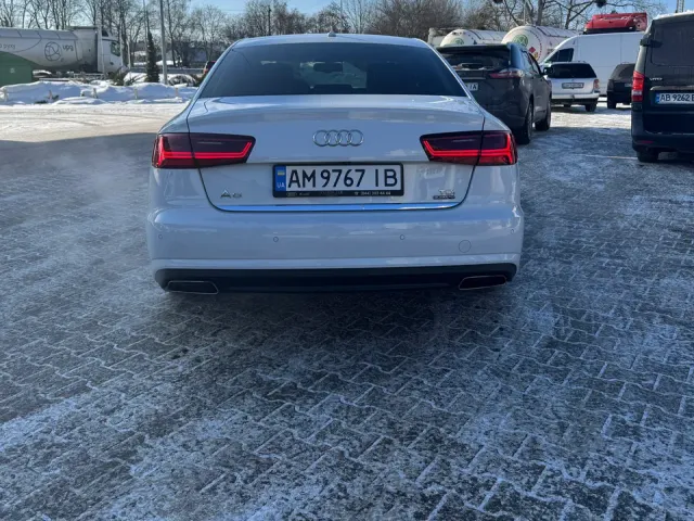 Audi A6 - фото 5