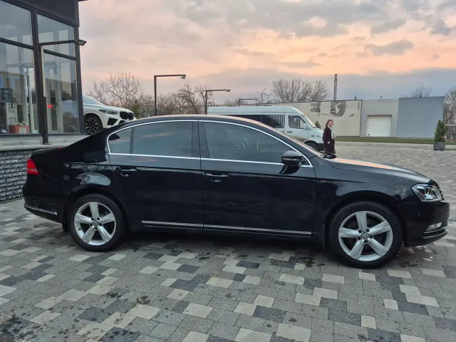 Volkswagen Passat - фото 4