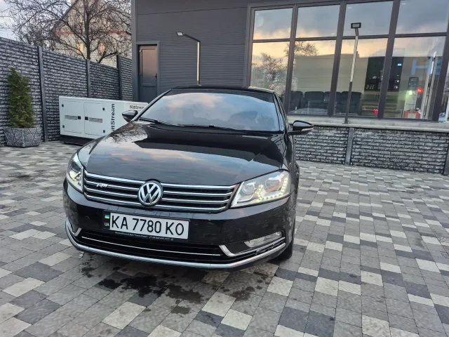 Volkswagen Passat - фото 2