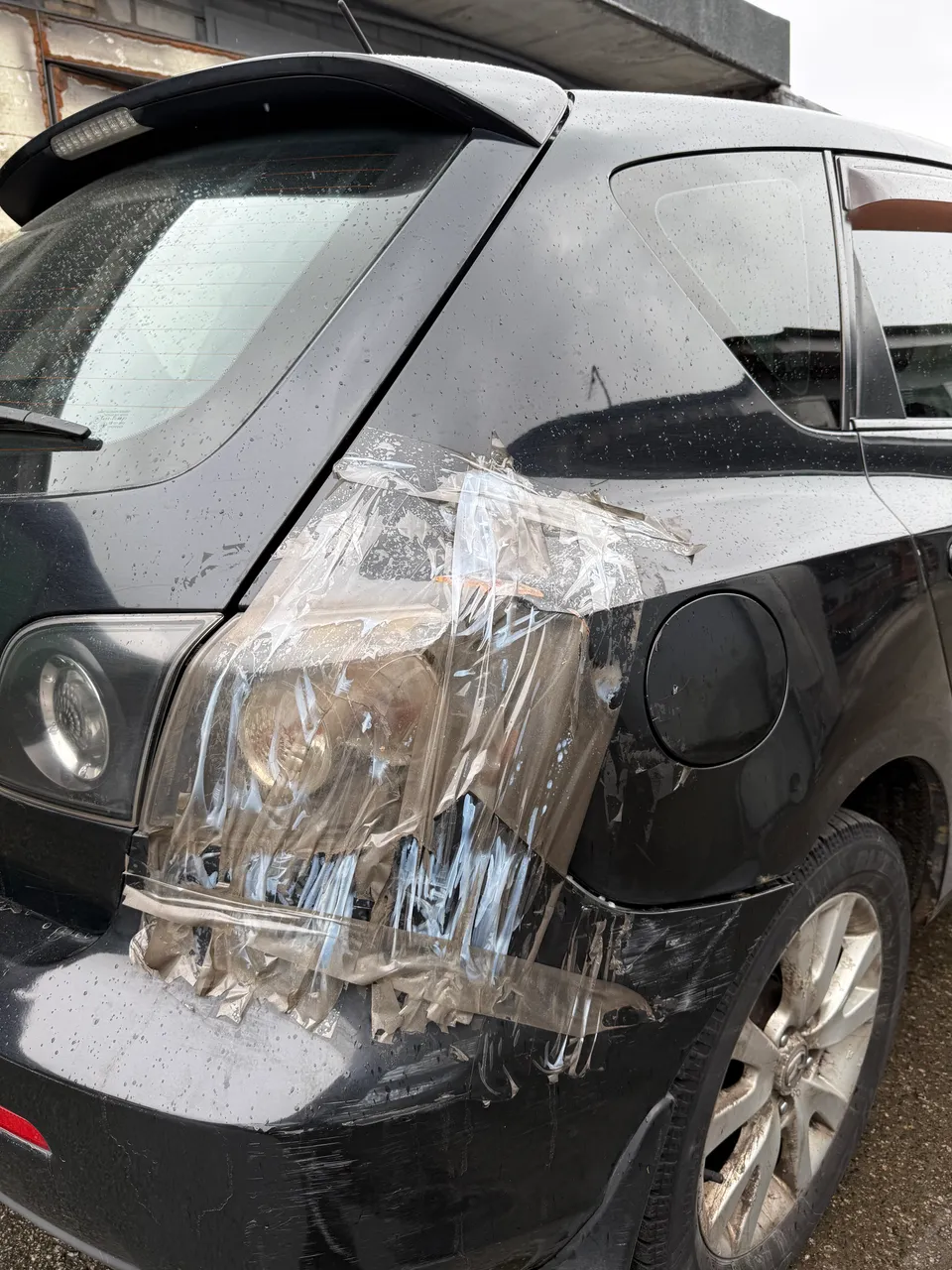 Mazda 3 - фото 5