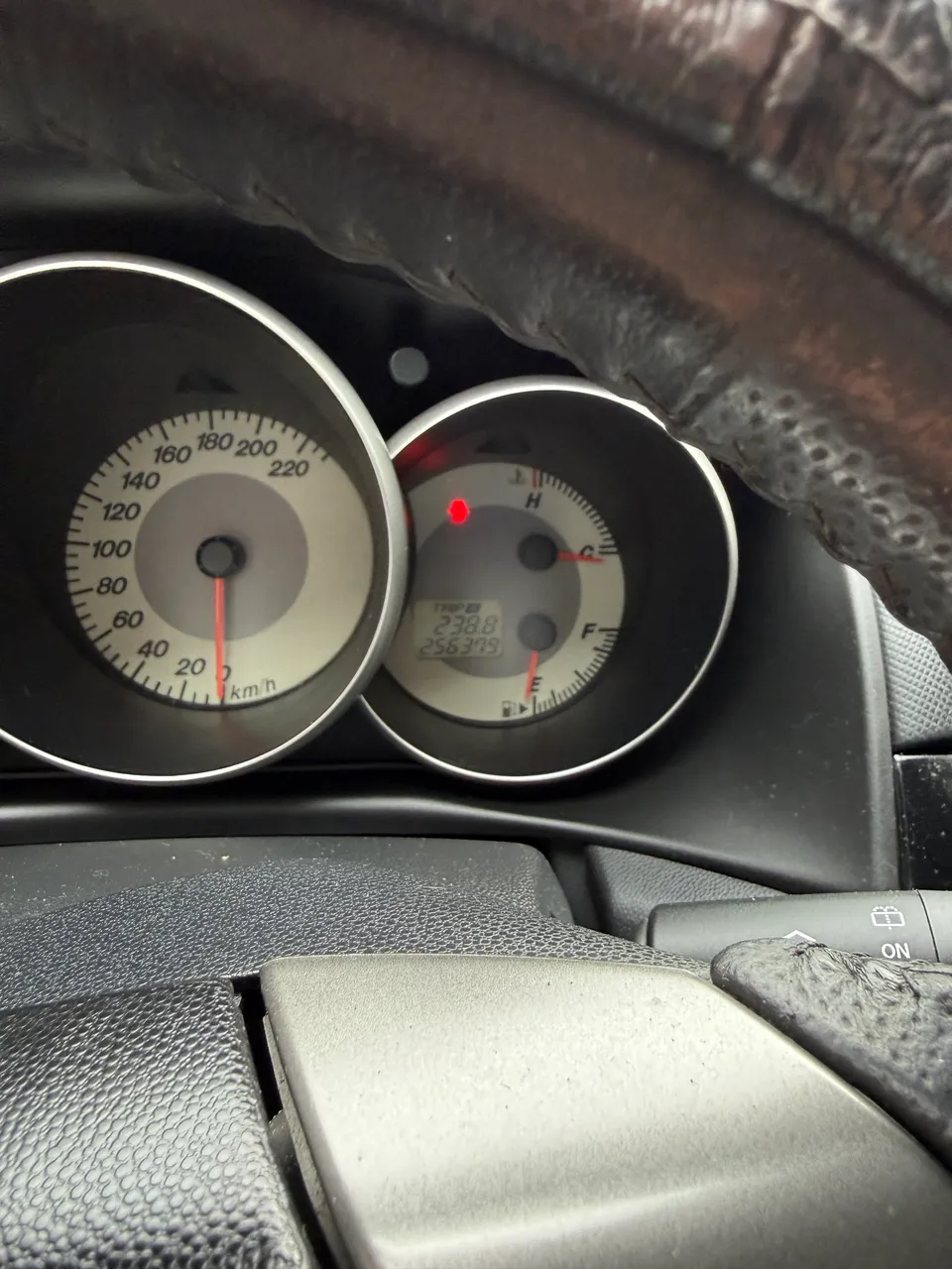 Mazda 3 - фото 13