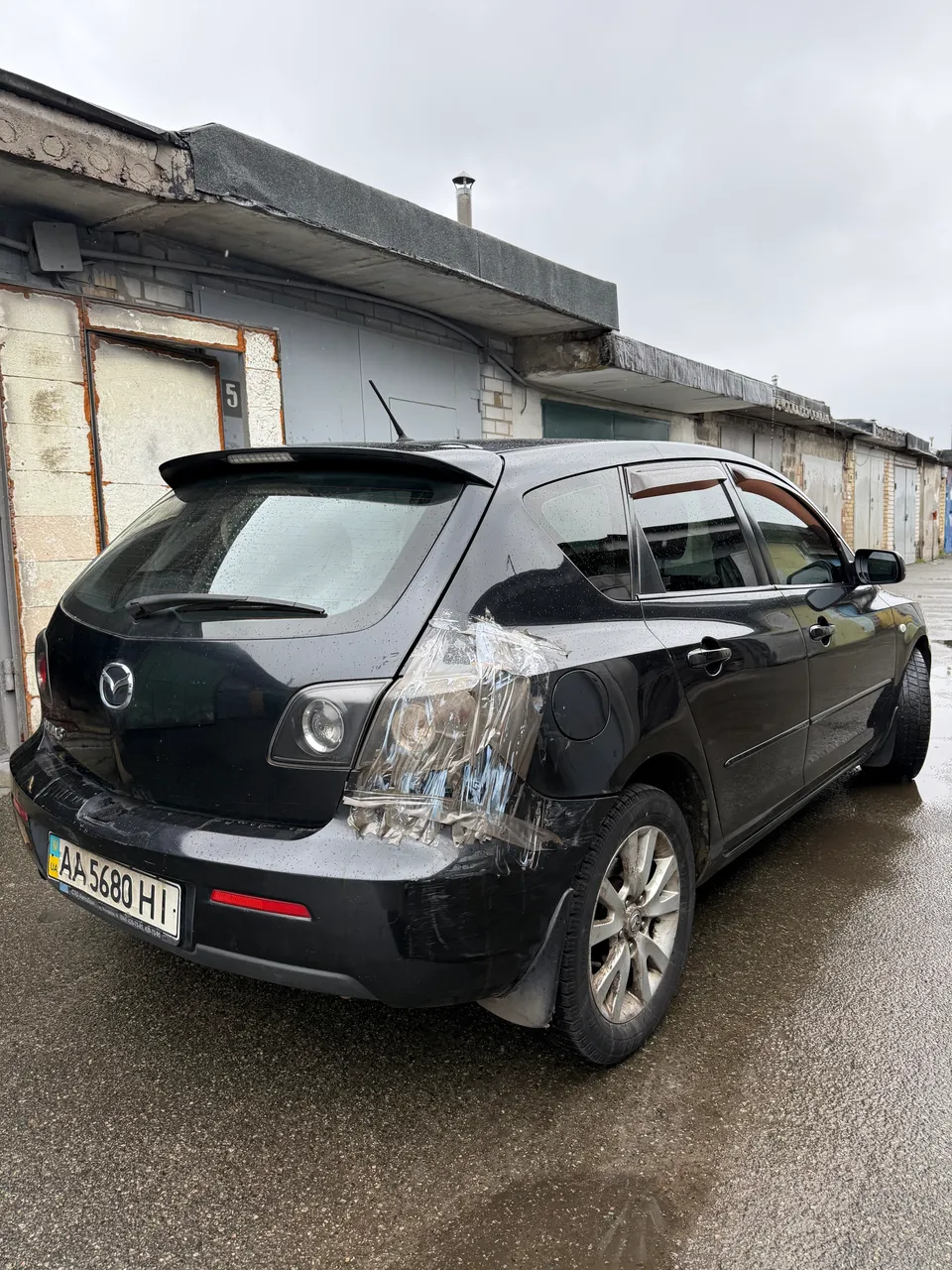 Mazda 3 - фото 4