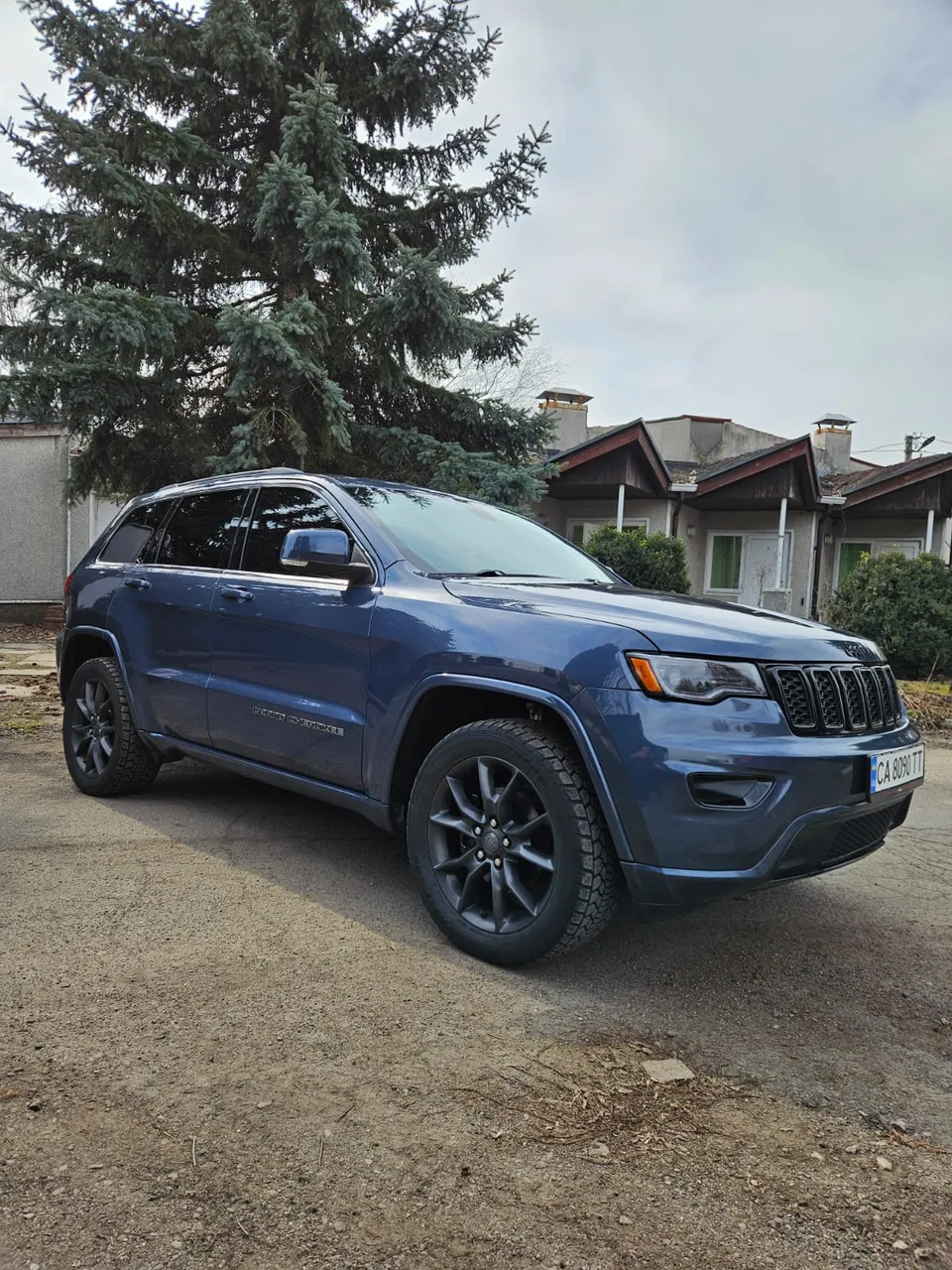 Jeep Grand Cherokee - фото 1