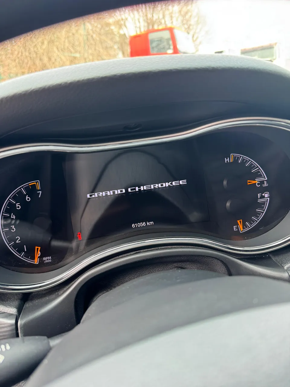 Jeep Grand Cherokee - фото 5