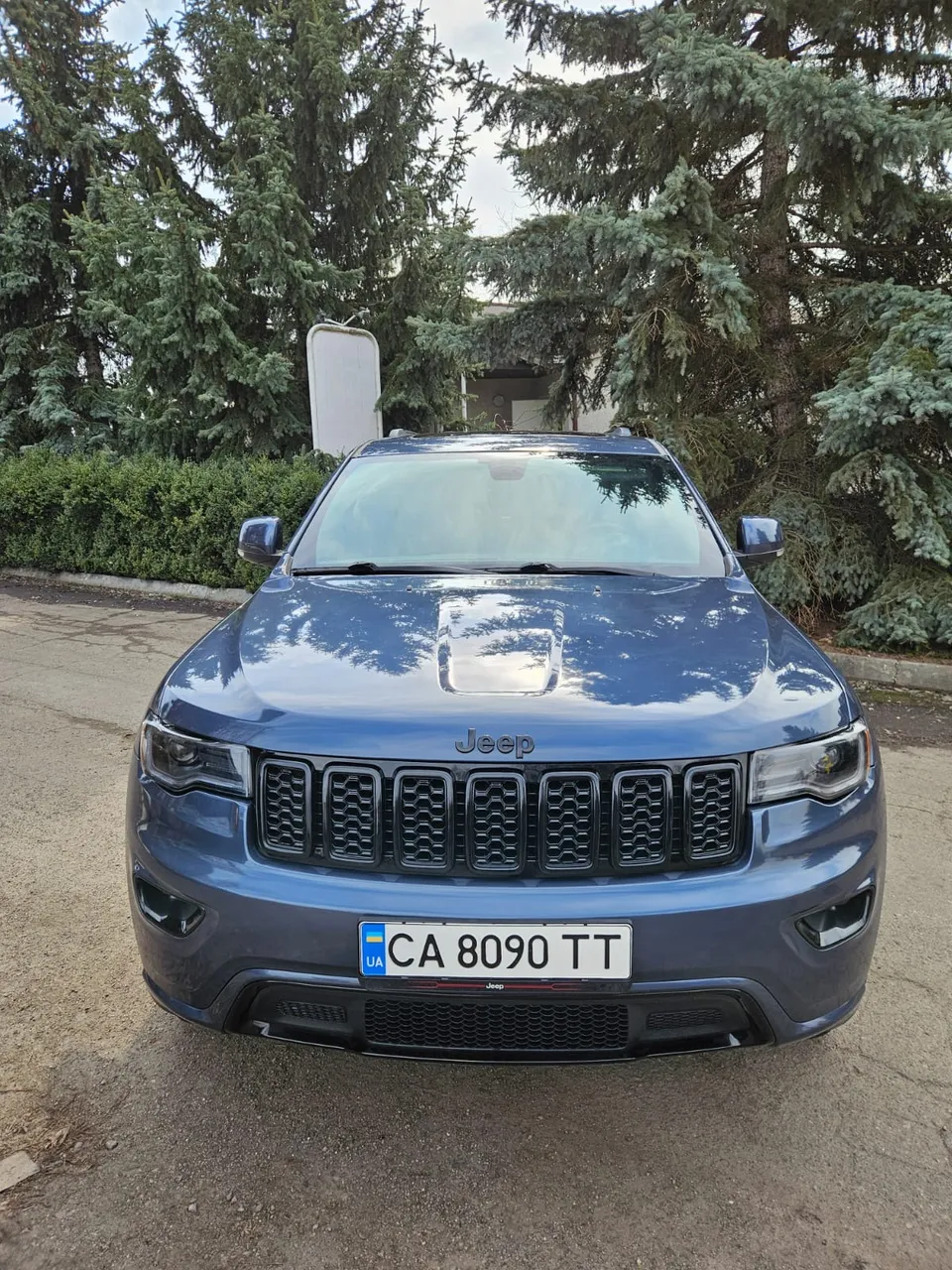 Jeep Grand Cherokee - фото 3