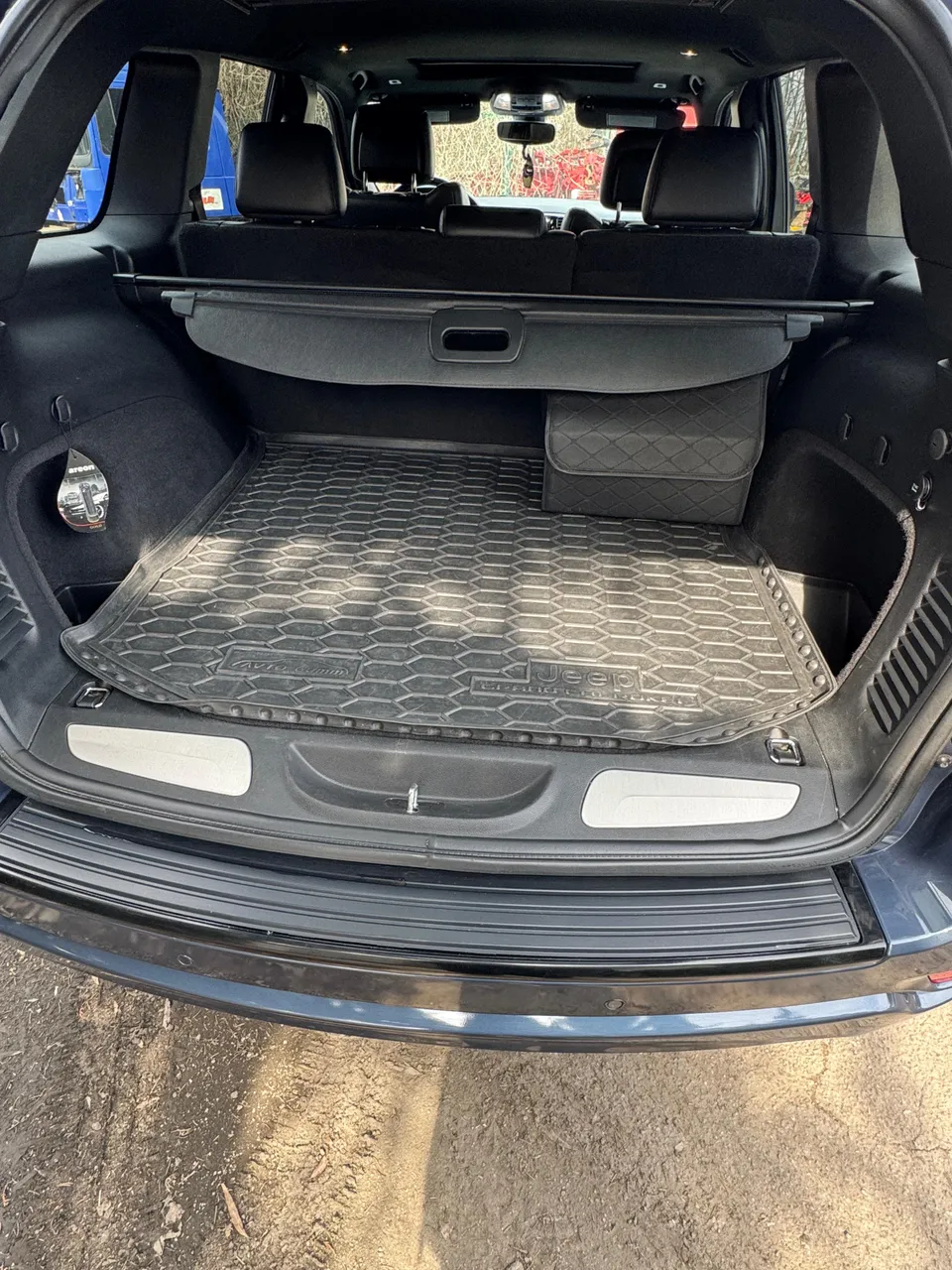 Jeep Grand Cherokee - фото 6