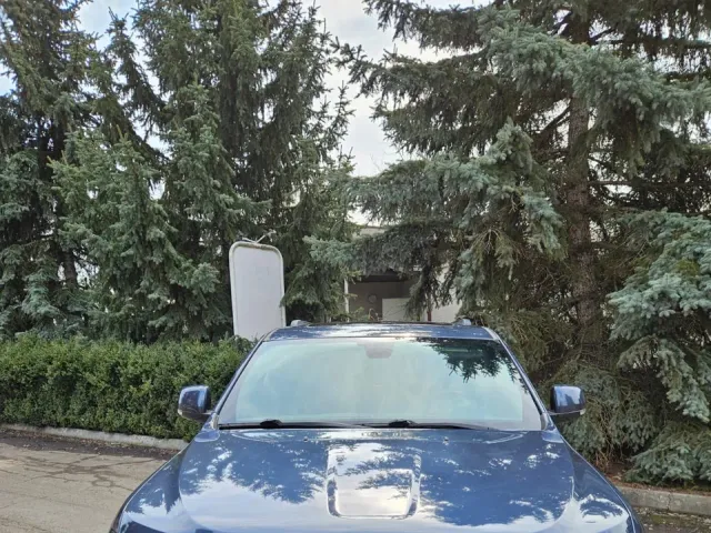 Jeep Grand Cherokee - фото 3