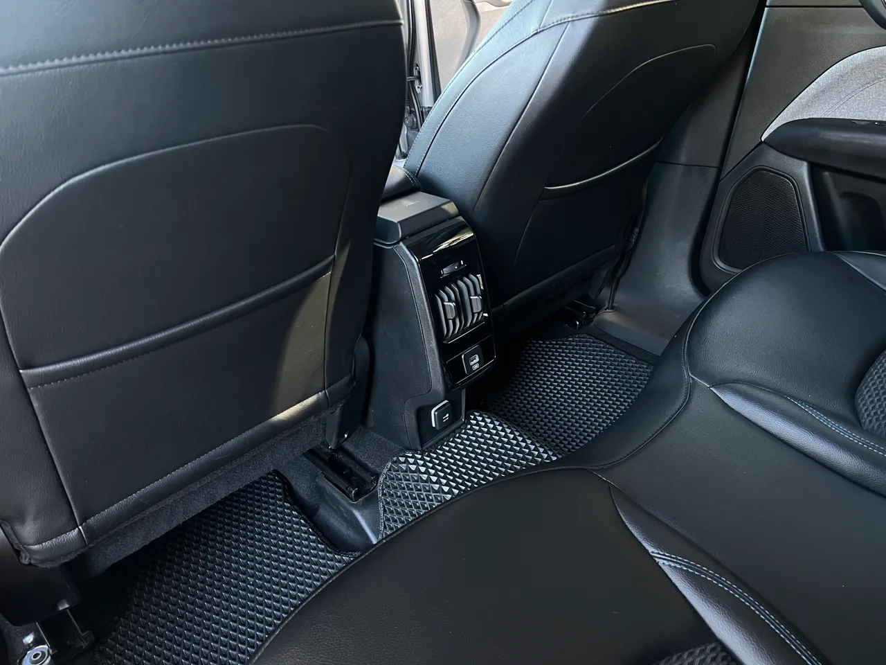 Jeep Compass - фото 20