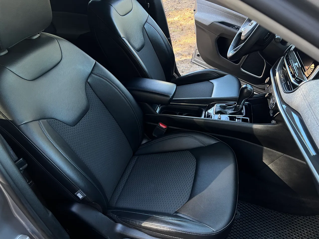 Jeep Compass - фото 15