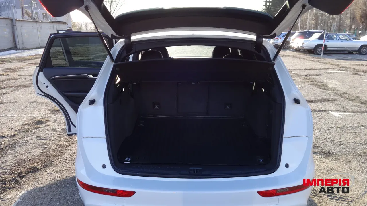 Audi SQ5 - фото 26