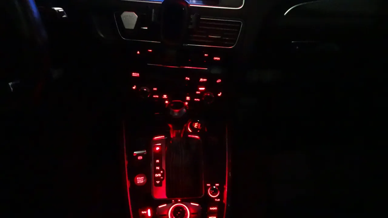 Audi SQ5 - фото 58