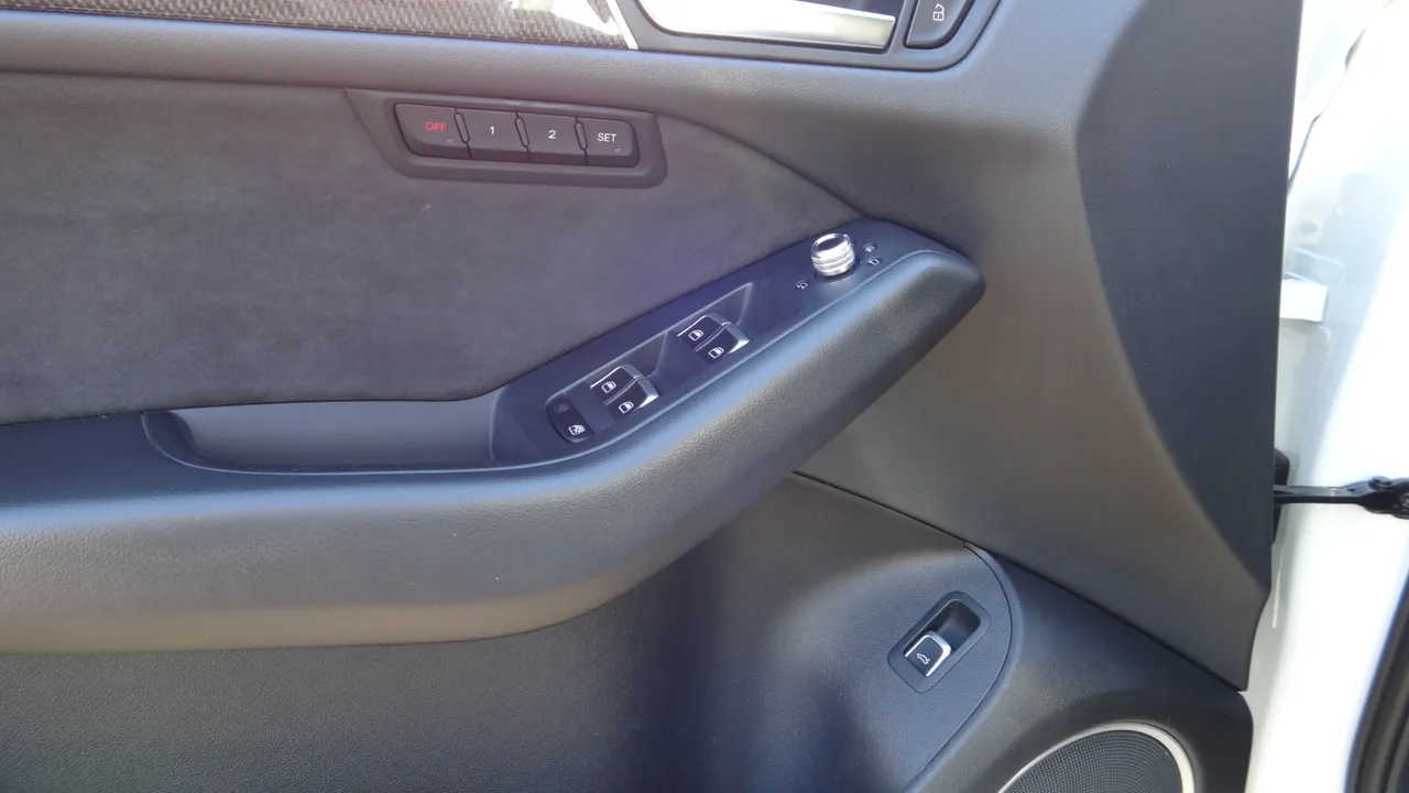 Audi SQ5 - фото 19