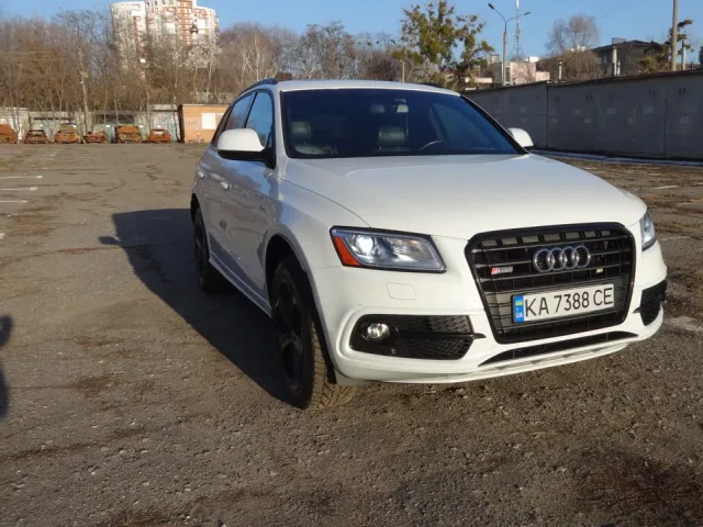 Audi SQ5 - фото 1