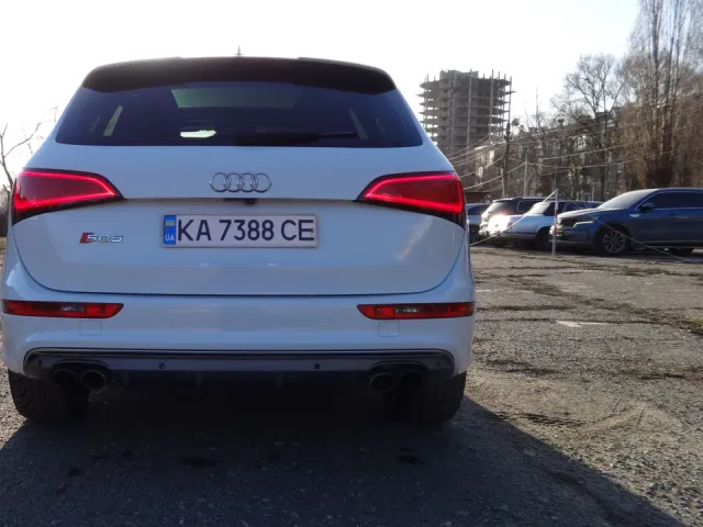 Audi SQ5 - фото 2