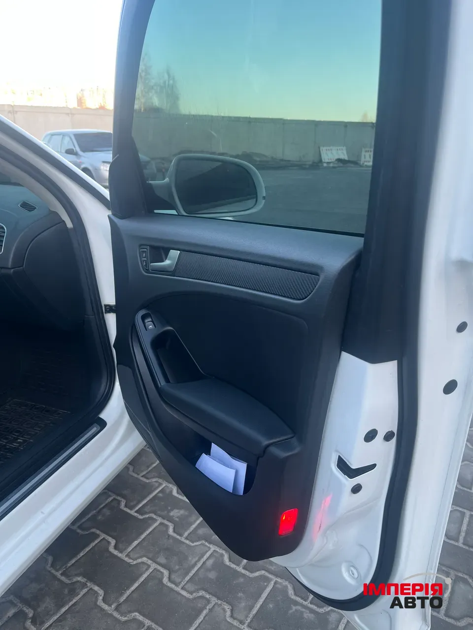 Audi A4 - фото 16