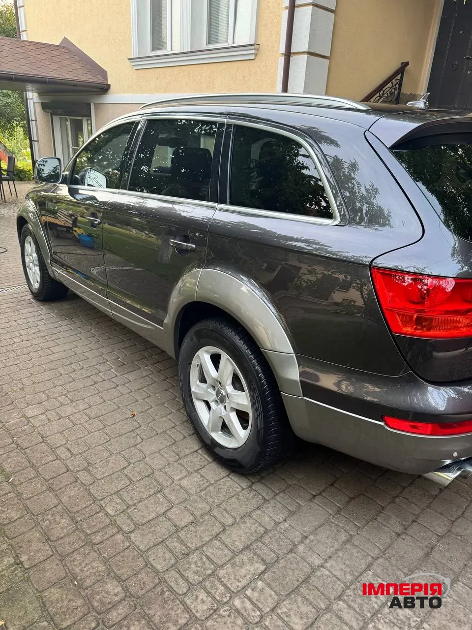 Audi Q7 - фото 6