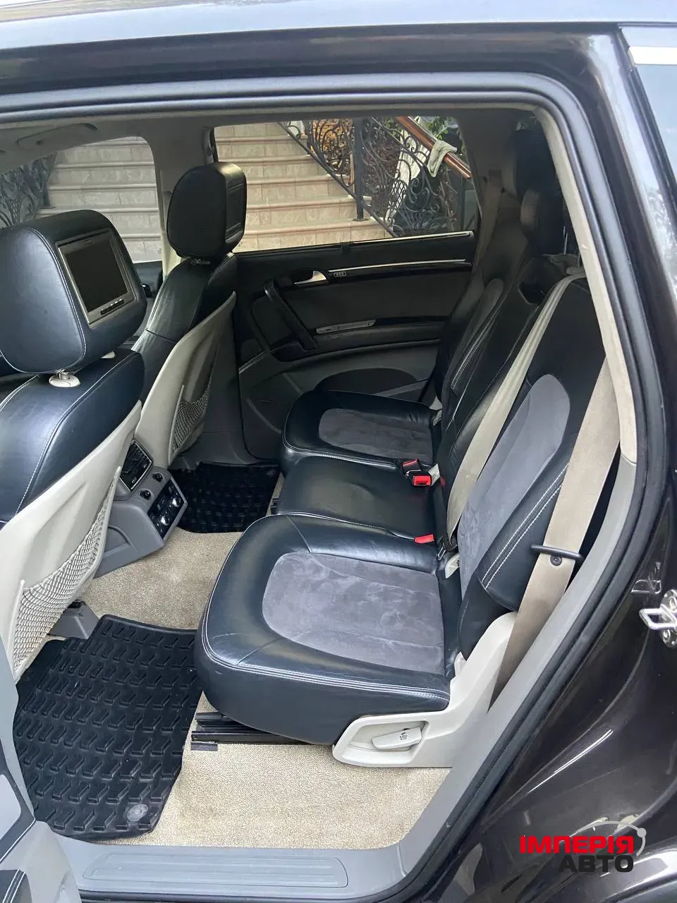 Audi Q7 - фото 9