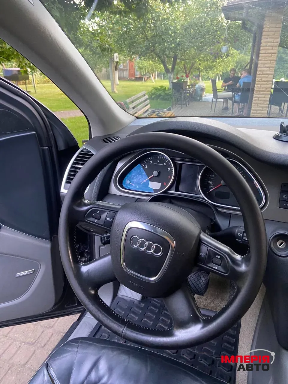 Audi Q7 - фото 7