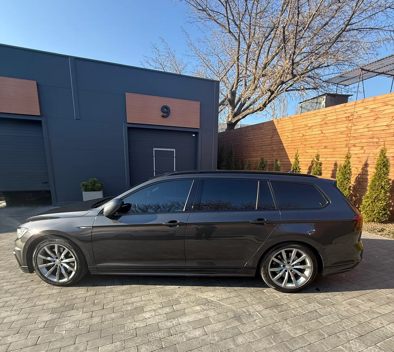 Volkswagen Passat - фото 6