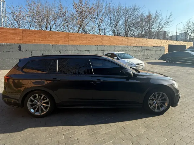 Volkswagen Passat - фото 5