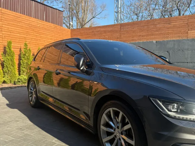 Volkswagen Passat - фото 4
