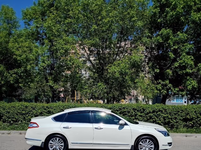 Nissan Teana - фото 2