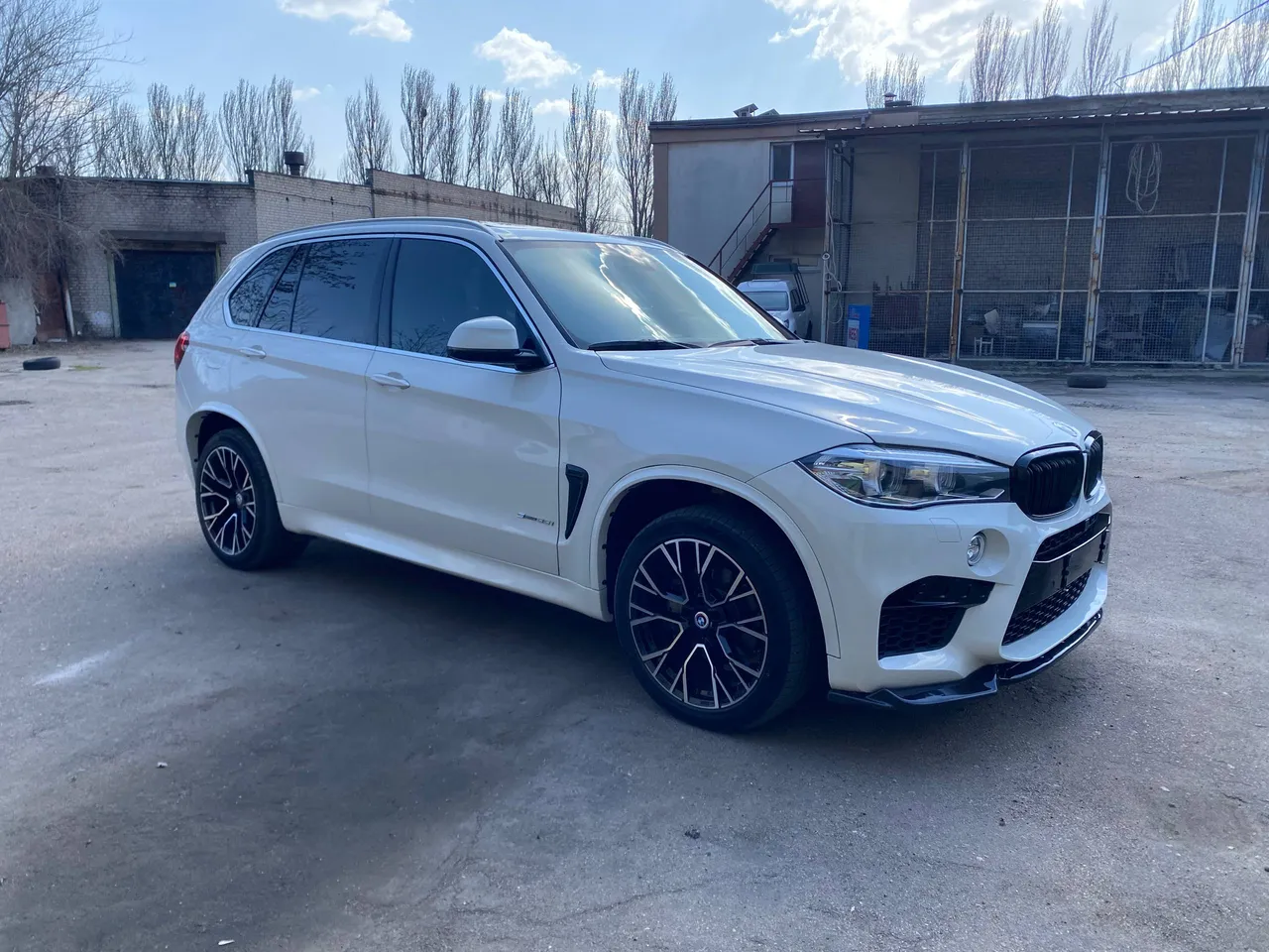 BMW X5 - фото 19
