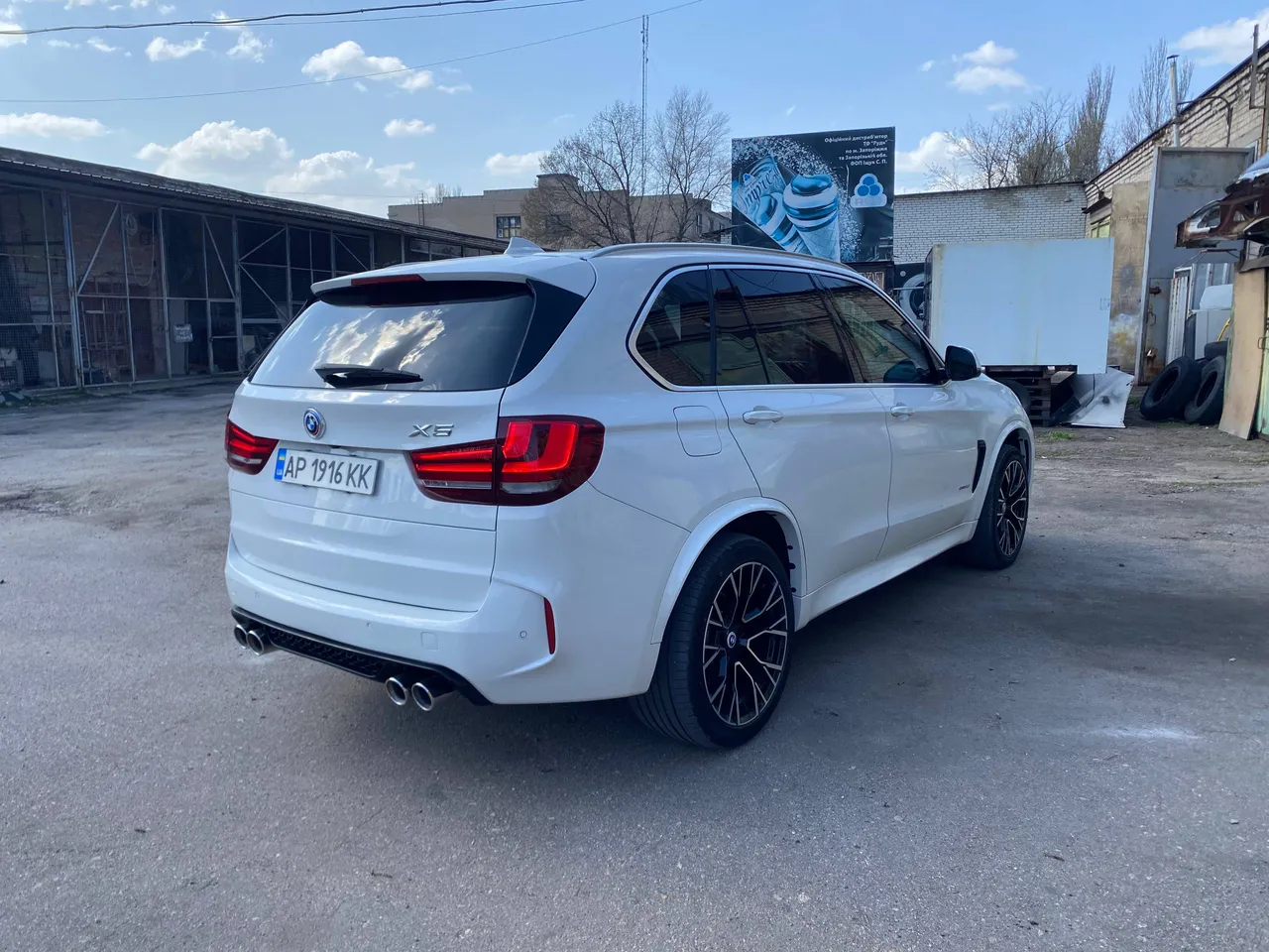 BMW X5 - фото 18