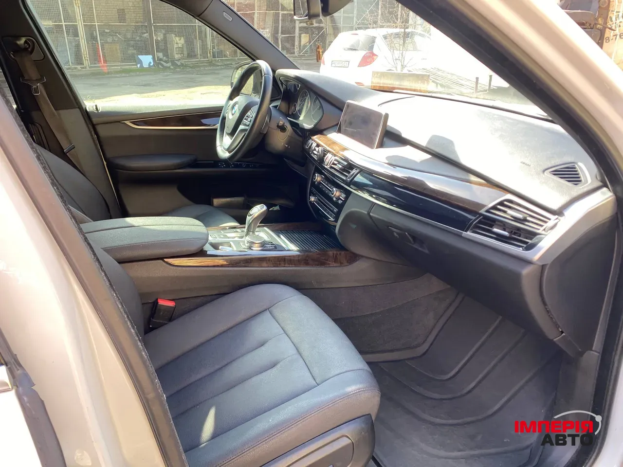 BMW X5 - фото 39