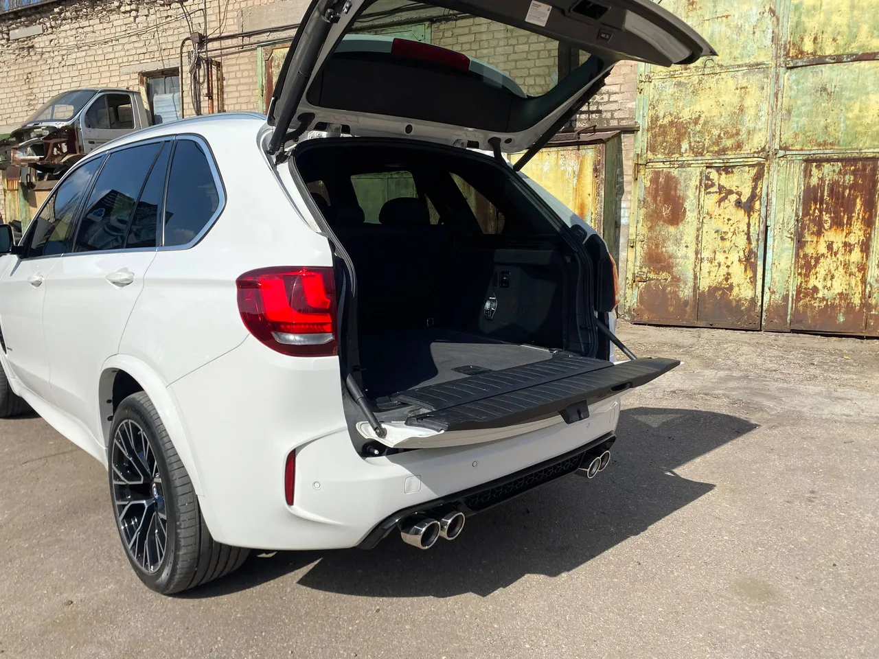 BMW X5 - фото 33