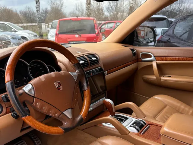 Porsche Cayenne - фото 5