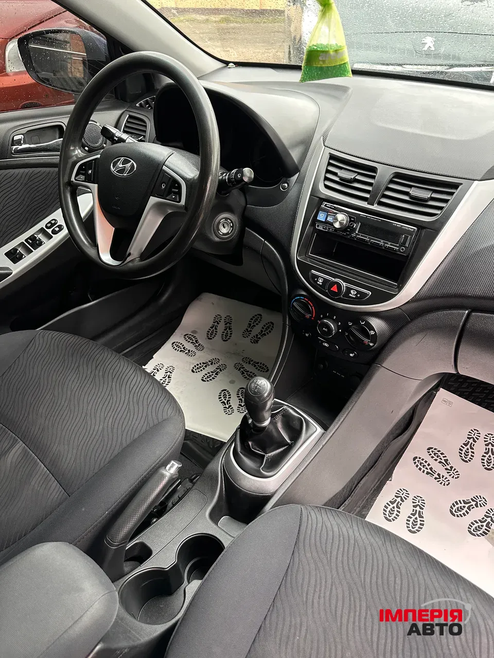 Hyundai Accent - фото 6