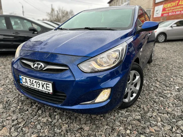 Hyundai Accent - фото 2