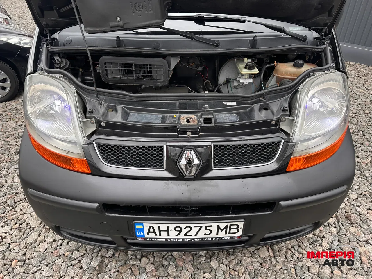 Renault Trafic - фото 4