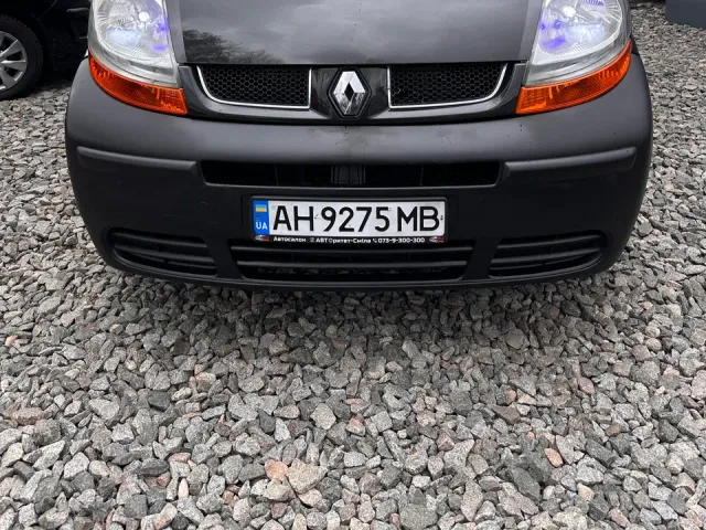 Renault Trafic - фото 3