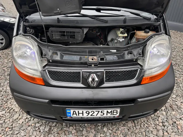 Renault Trafic - фото 4