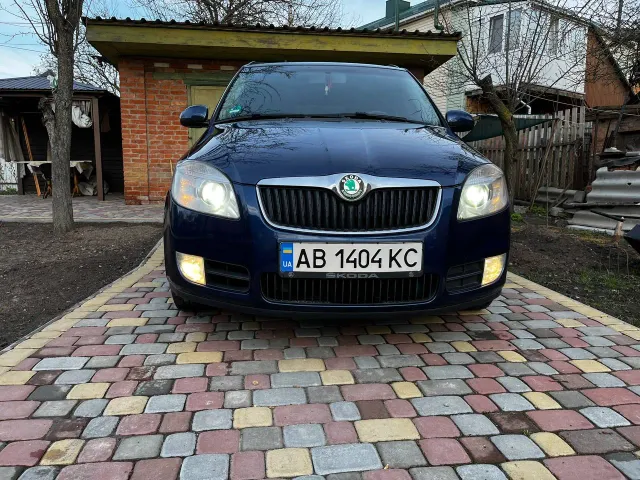 Skoda Fabia - фото 1
