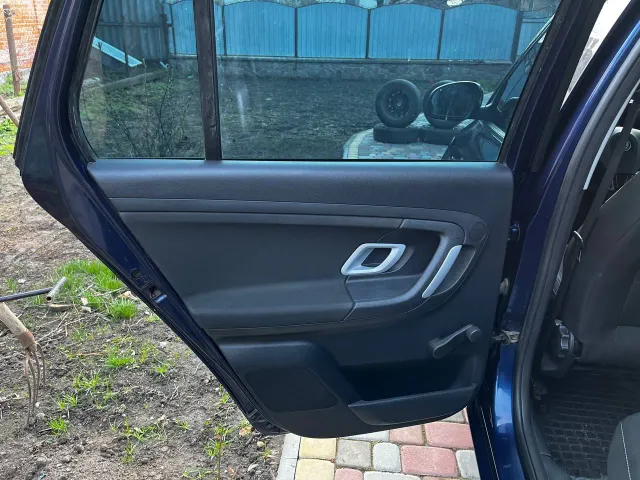 Skoda Fabia - фото 4