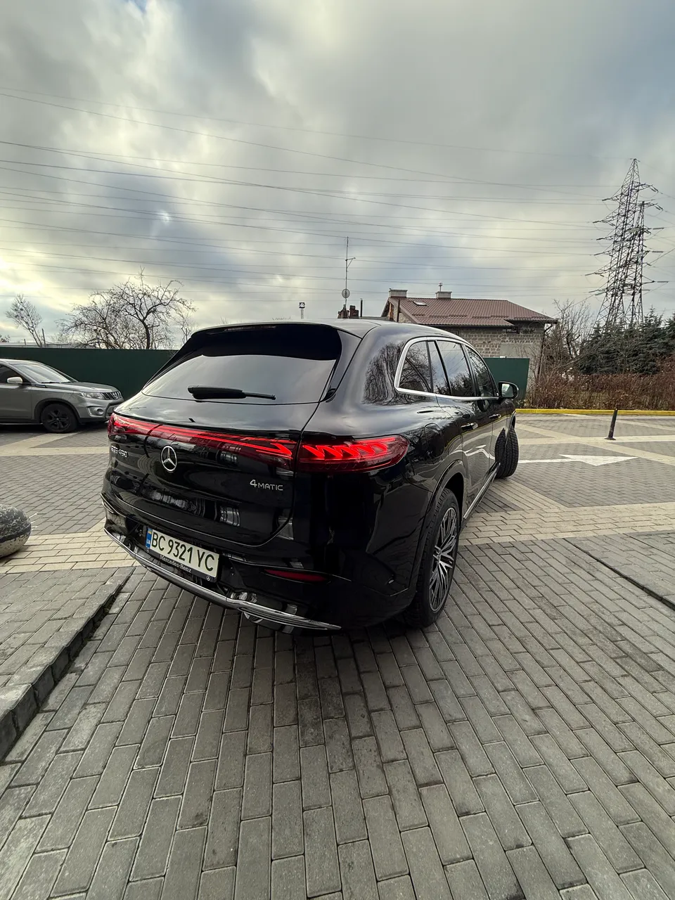 Mercedes-Benz EQS SUV - фото 5