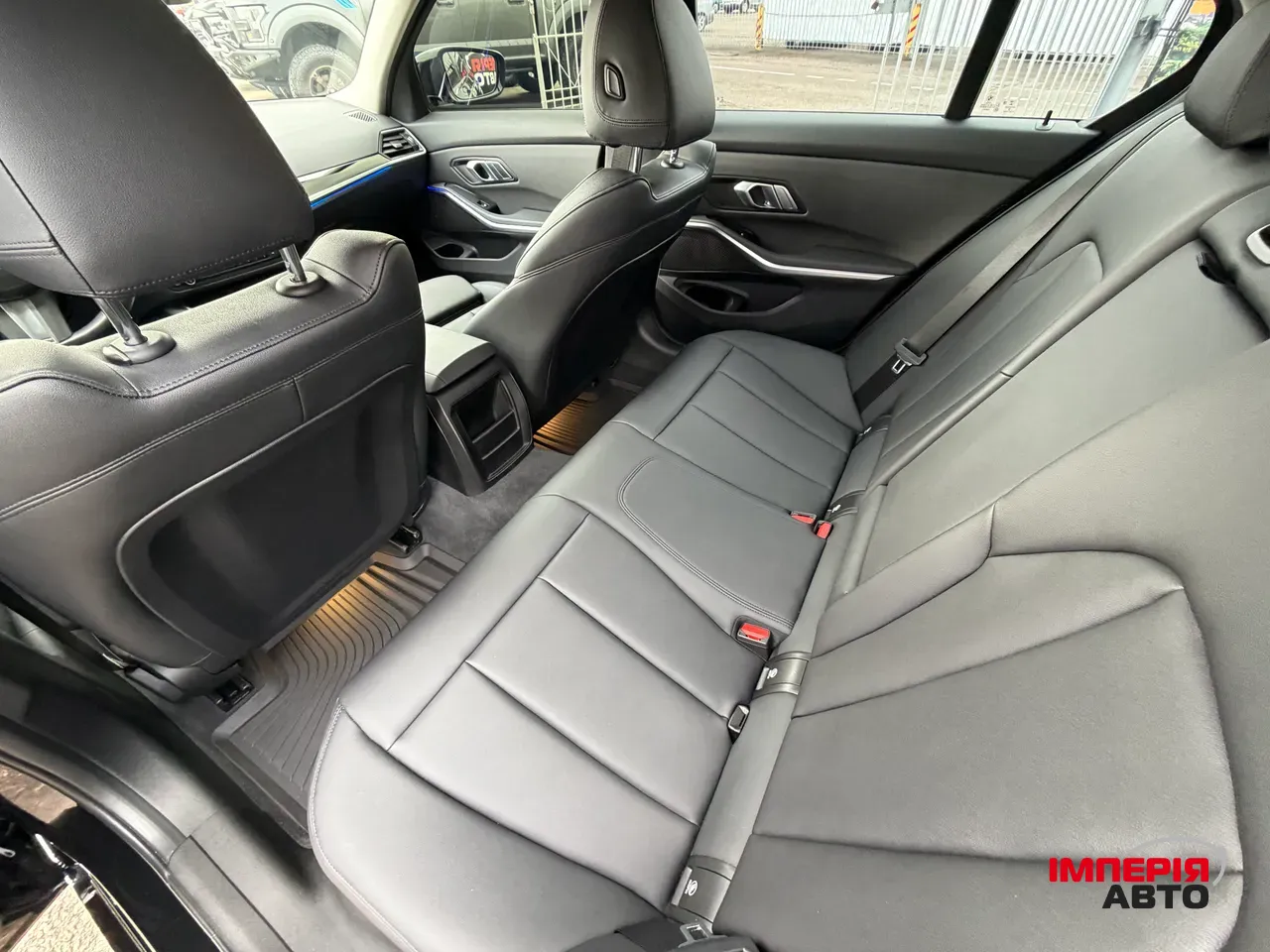 BMW 3 серії - фото 14