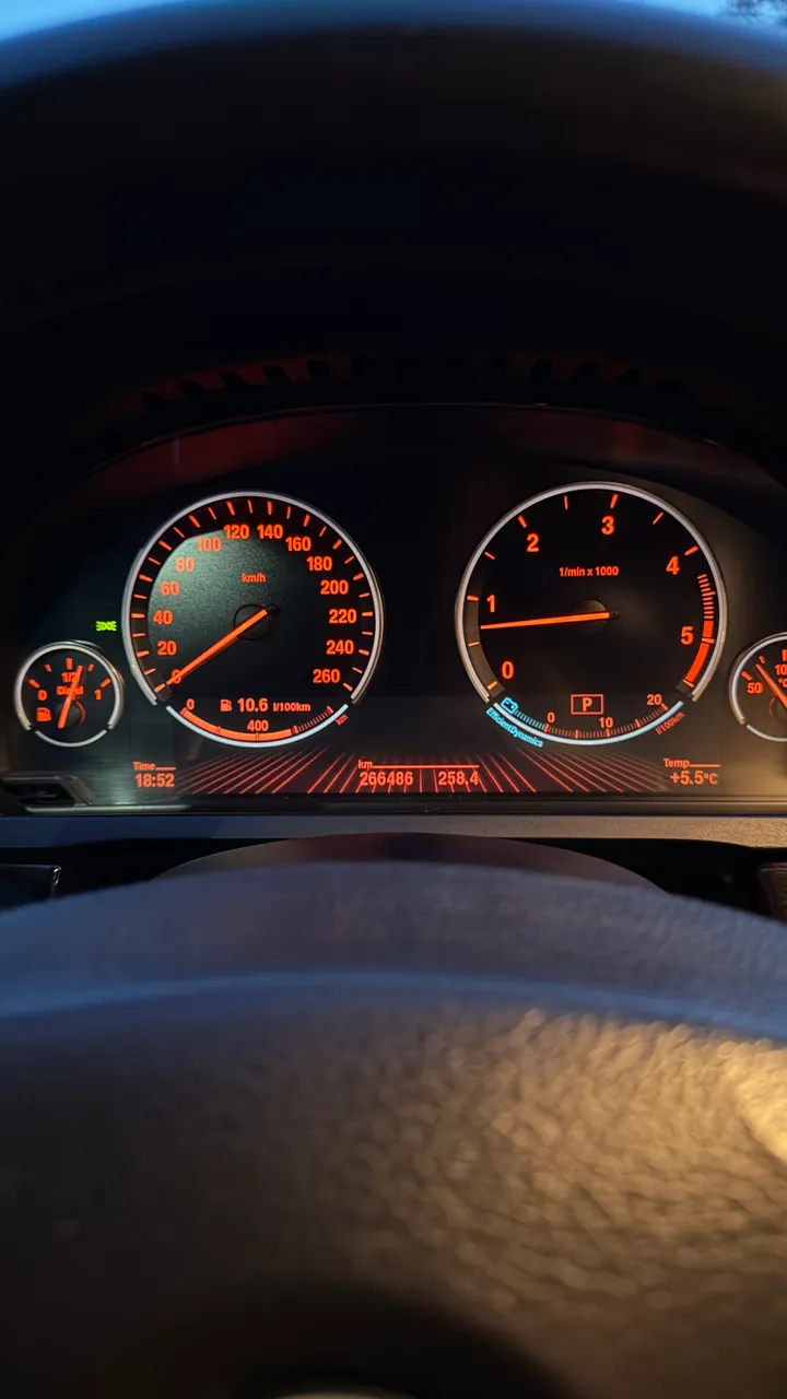 BMW 7 серії - фото 19