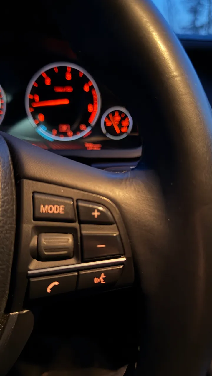 BMW 7 серії - фото 22