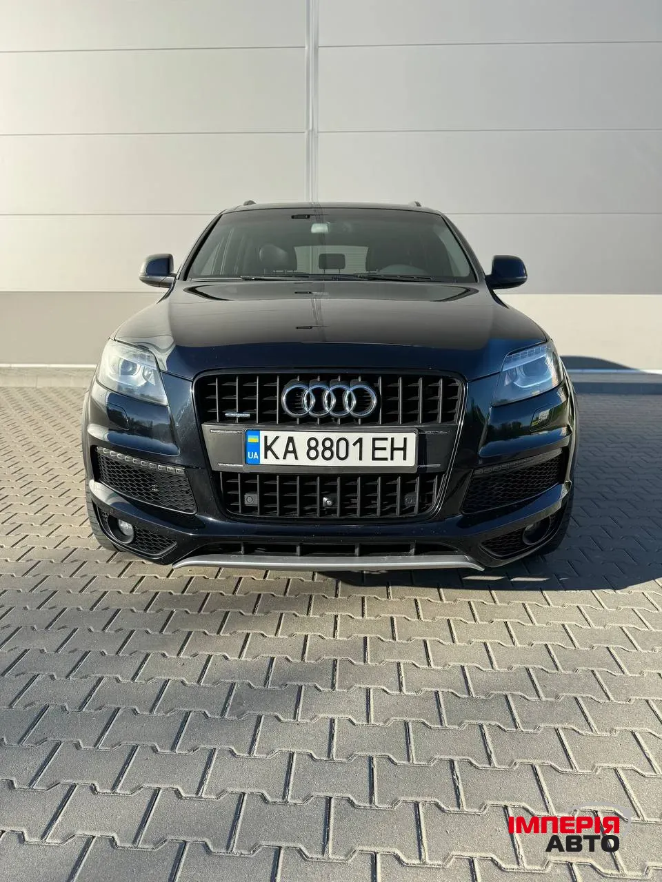 Audi Q7 - фото 1