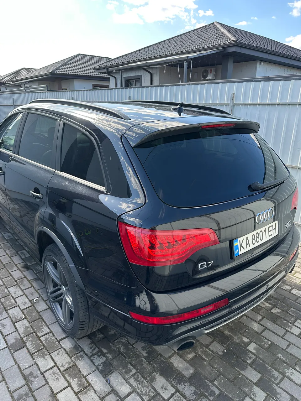 Audi Q7 - фото 3