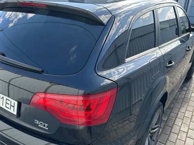Audi Q7 - фото 4