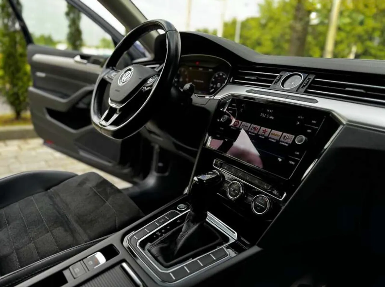 Volkswagen Passat - фото 9