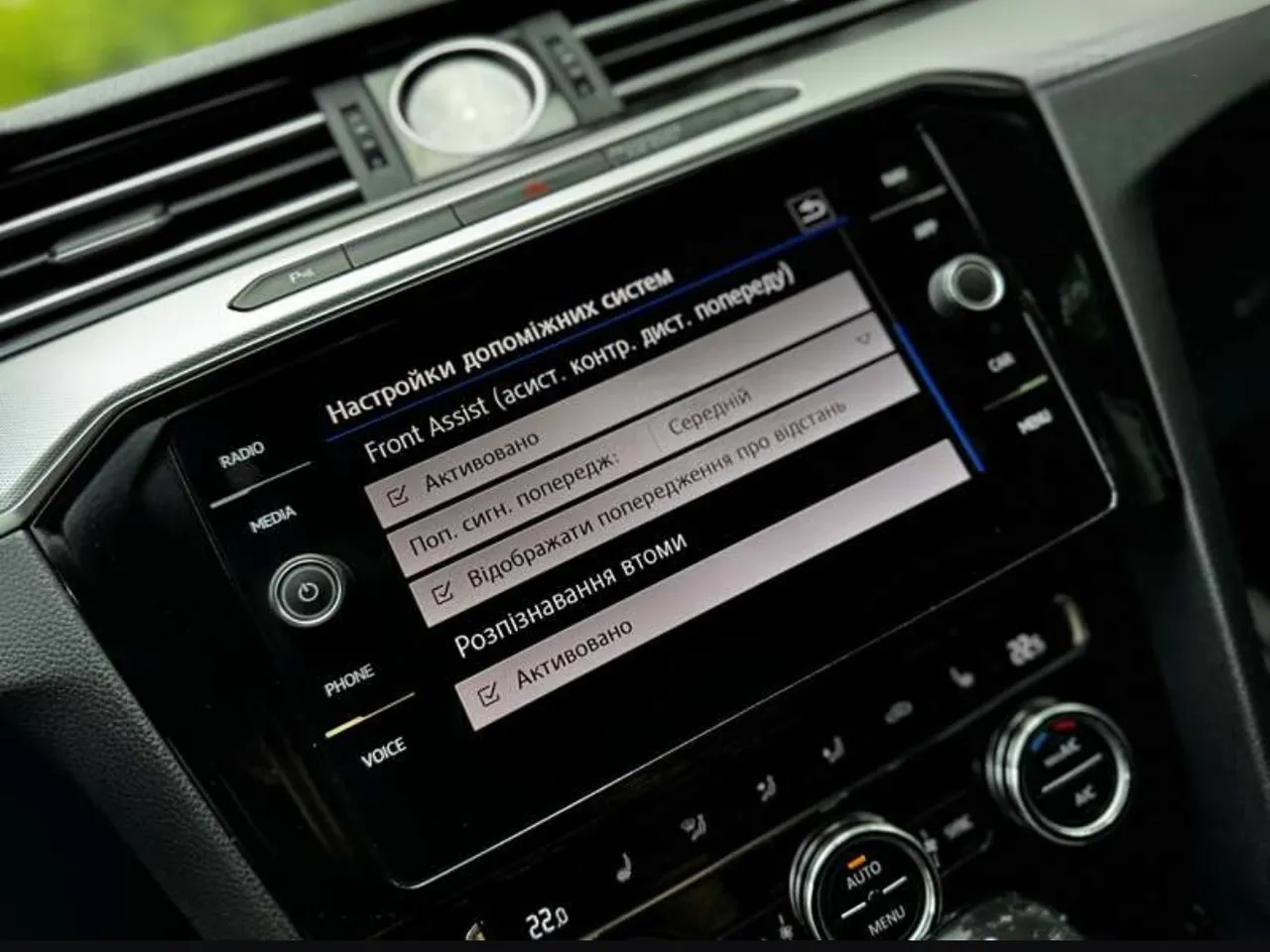 Volkswagen Passat - фото 13