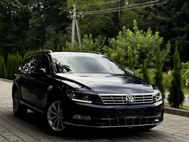 Volkswagen Passat - фото 1