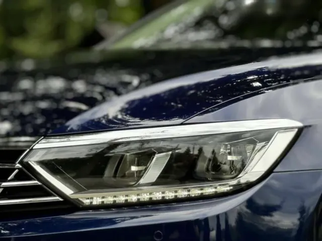 Volkswagen Passat - фото 3